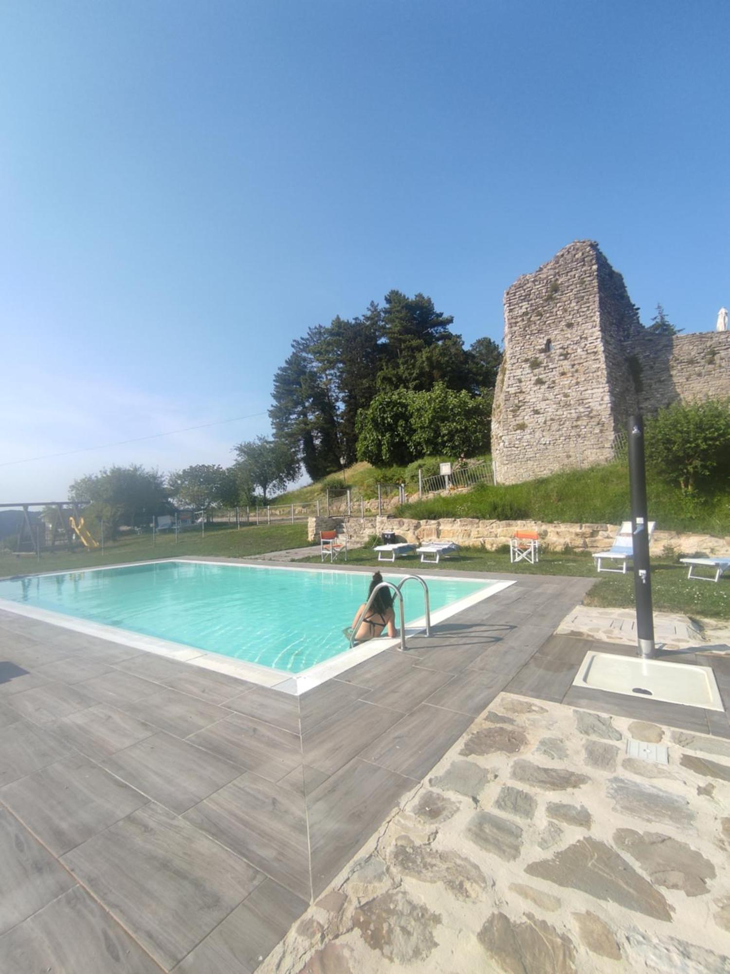 Agriturismo Borgo San Benedetto Villa Pietralunga  Kültér fotó
