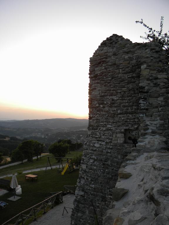 Agriturismo Borgo San Benedetto Villa Pietralunga  Kültér fotó