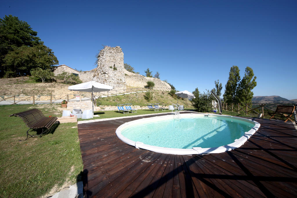 Agriturismo Borgo San Benedetto Villa Pietralunga  Kültér fotó