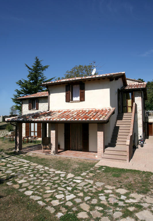 Agriturismo Borgo San Benedetto Villa Pietralunga  Kültér fotó