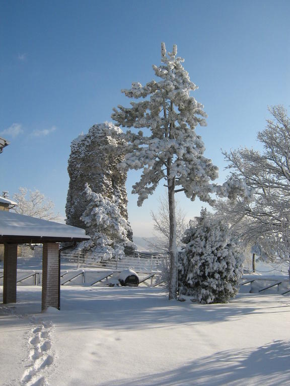 Agriturismo Borgo San Benedetto Villa Pietralunga  Kültér fotó
