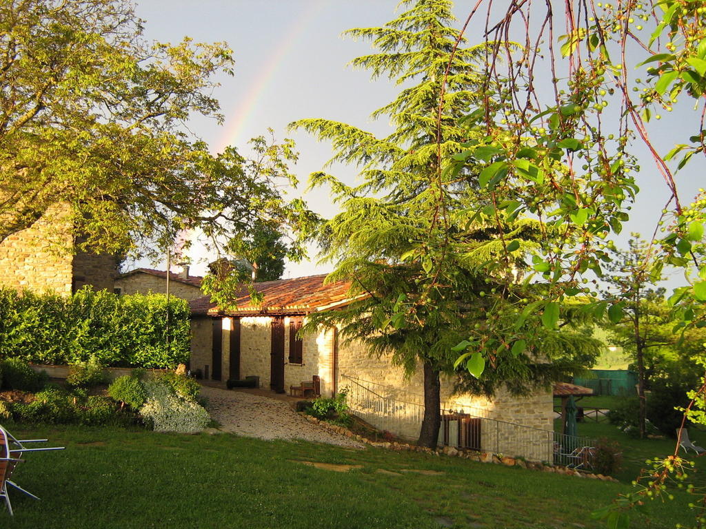 Agriturismo Borgo San Benedetto Villa Pietralunga  Kültér fotó